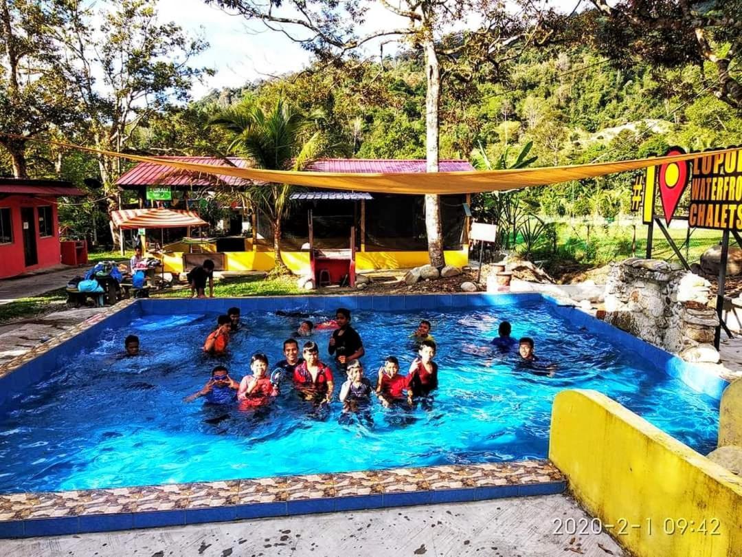 Vila Lopoh Waterfront Budget Chalets Hulu Langat Exteriér fotografie