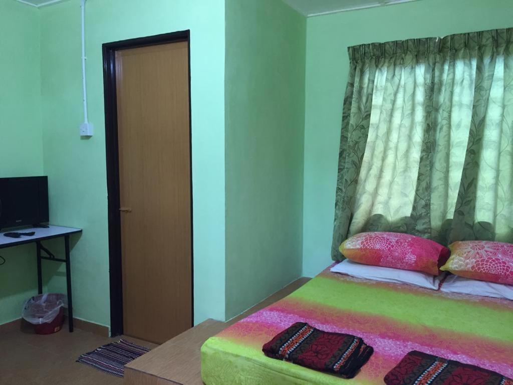 Vila Lopoh Waterfront Budget Chalets Hulu Langat Exteriér fotografie